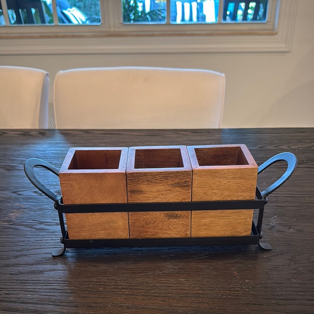 Pottery Barn Utensils Holder